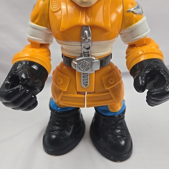 Vintage 1999 Fisher-Price Mattel Rescue Heroes Fireman Yellow Action Figure - Picture 3 of 8
